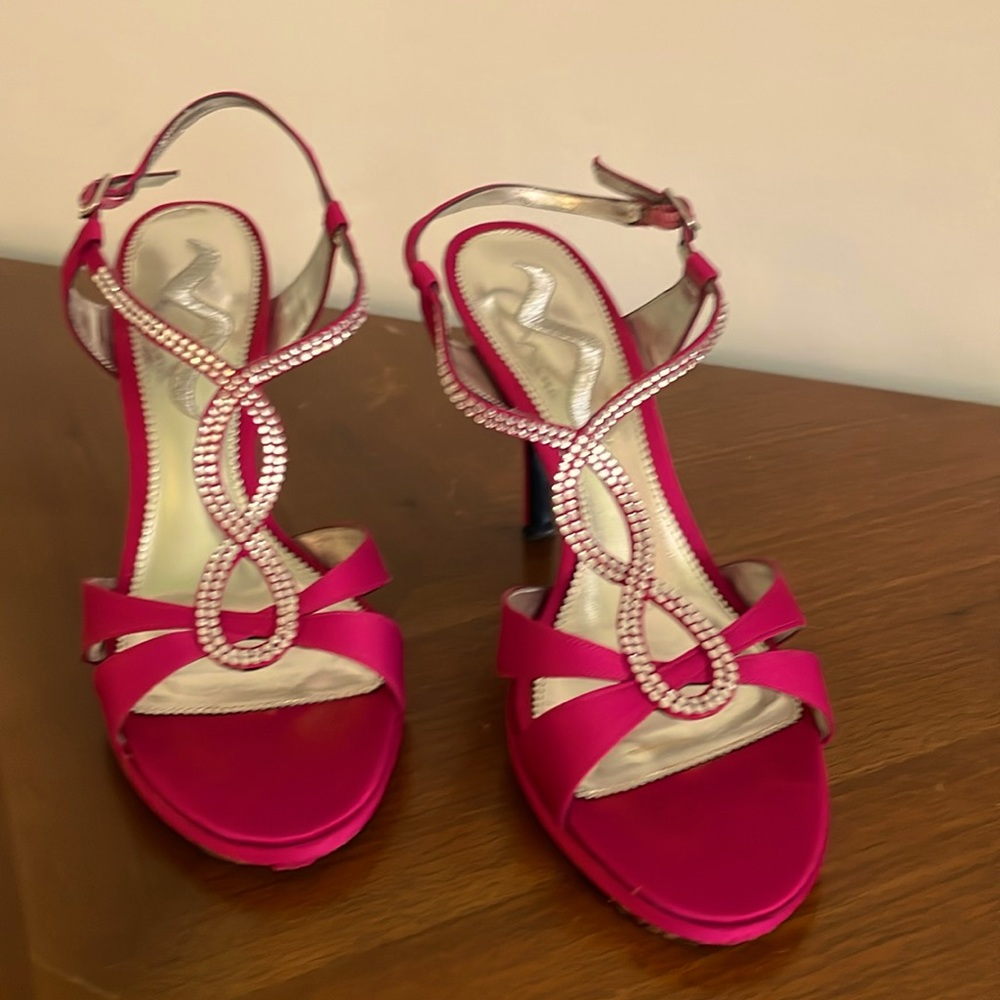 Nina heels, hot pink, size 10